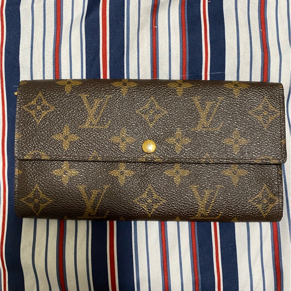 Louis Vuitton Monogram Sarah Long Wallet